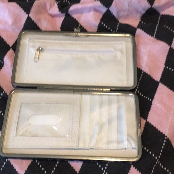 Wallet - Picture 3 of 3